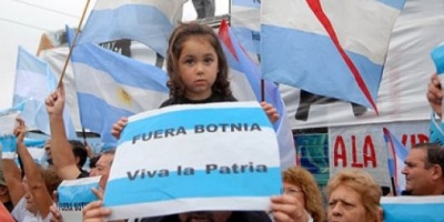Ambientalistas, políticos y vecinos marcharon contra Botnia 