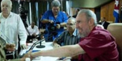 Fidel reapareció para presentar el primer tomo de sus memorias